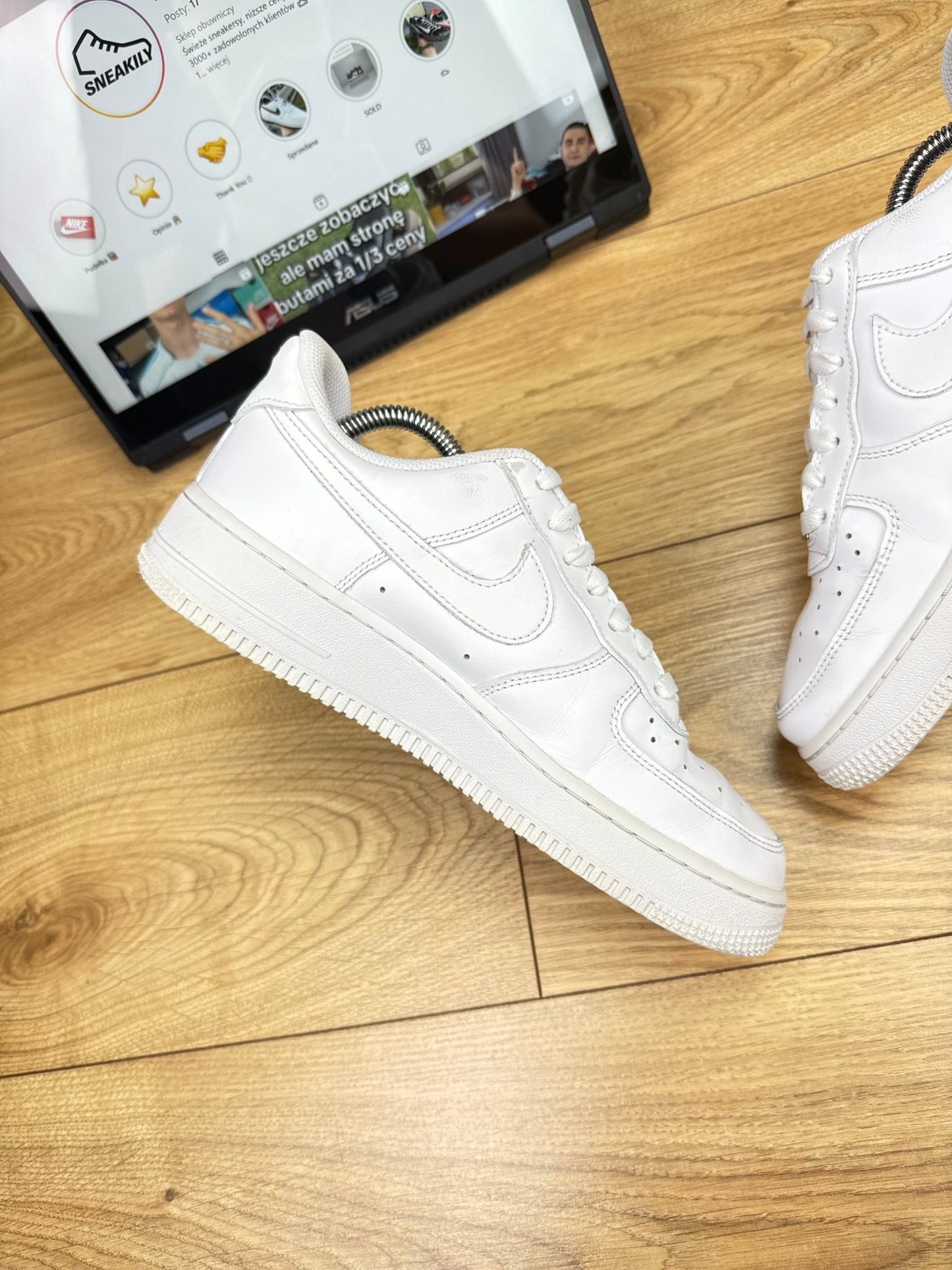 Nike Air Force 1 Low (40)