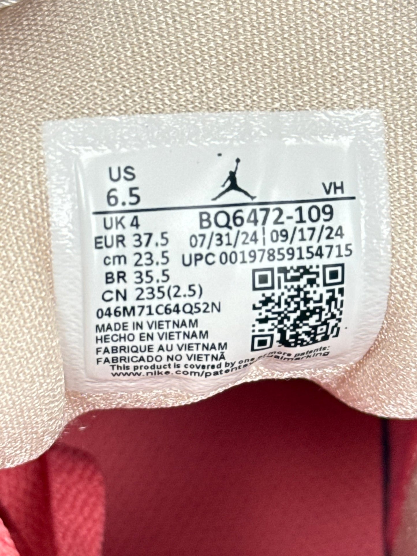 Nike Air Jordan 1 Mid (37.5)