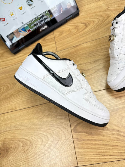 Nike Air Force 1 Low (40)