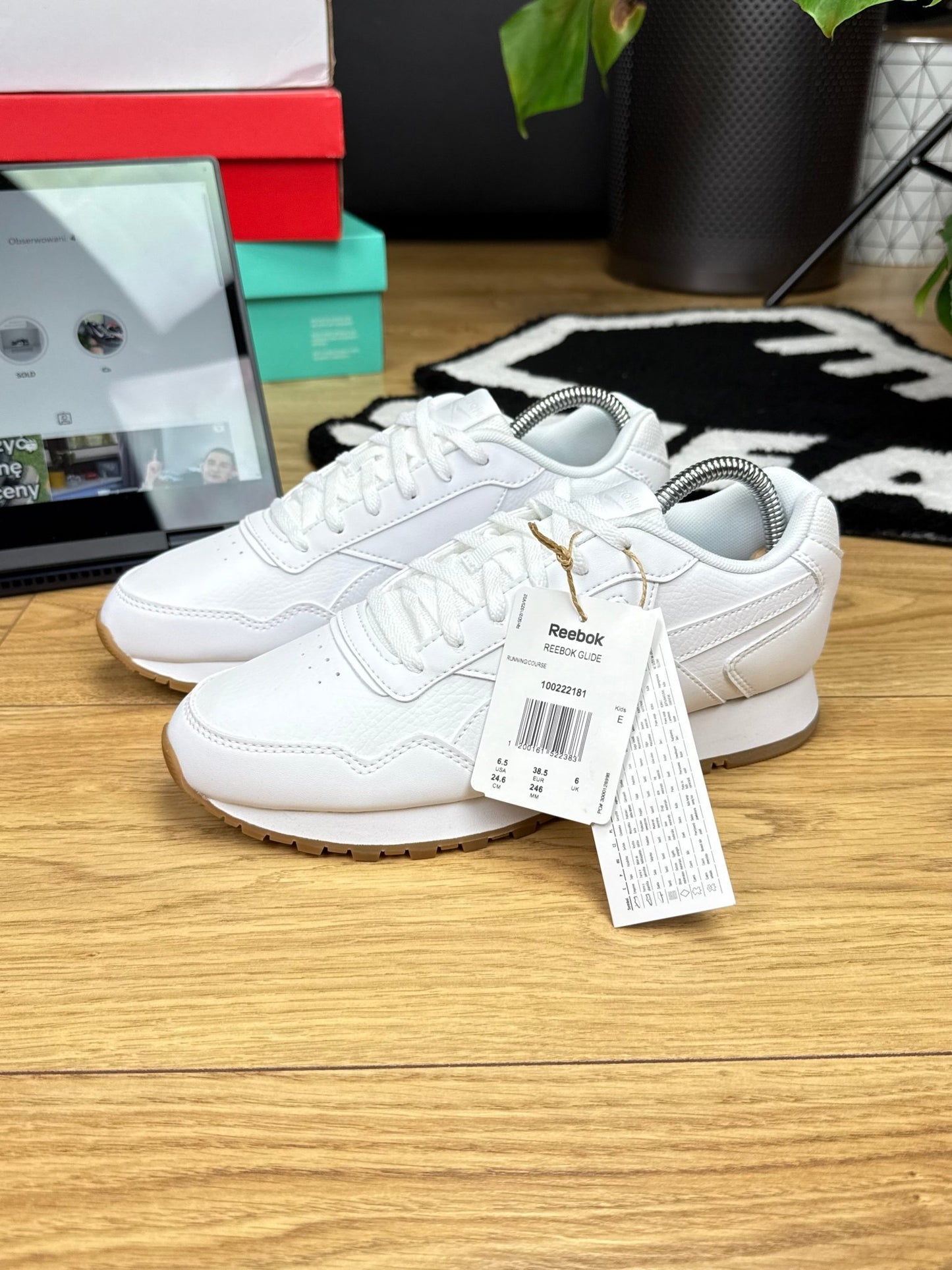 Reebok Glide (38.5)