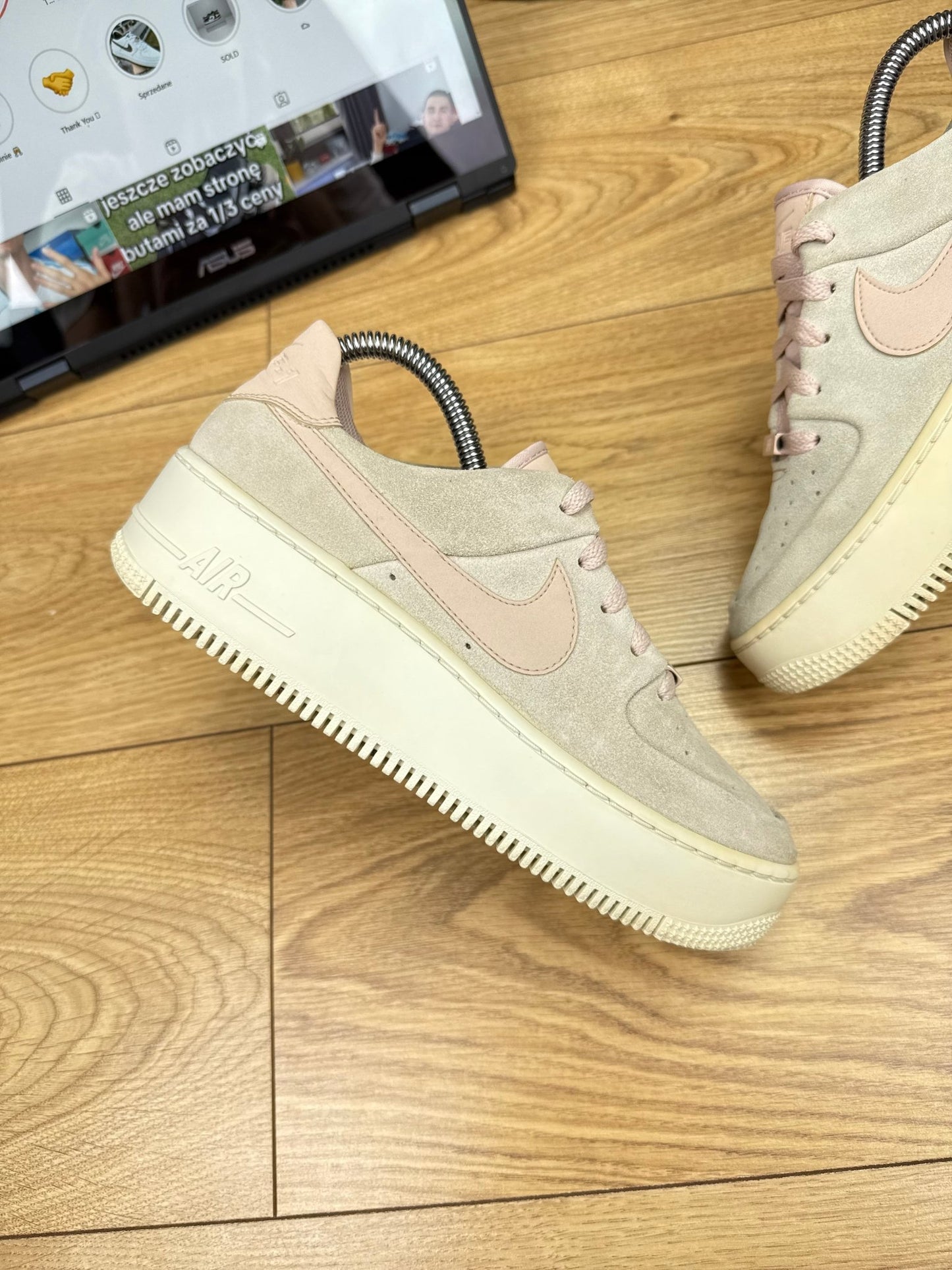 Nike Air Force 1 Sage (38.5)