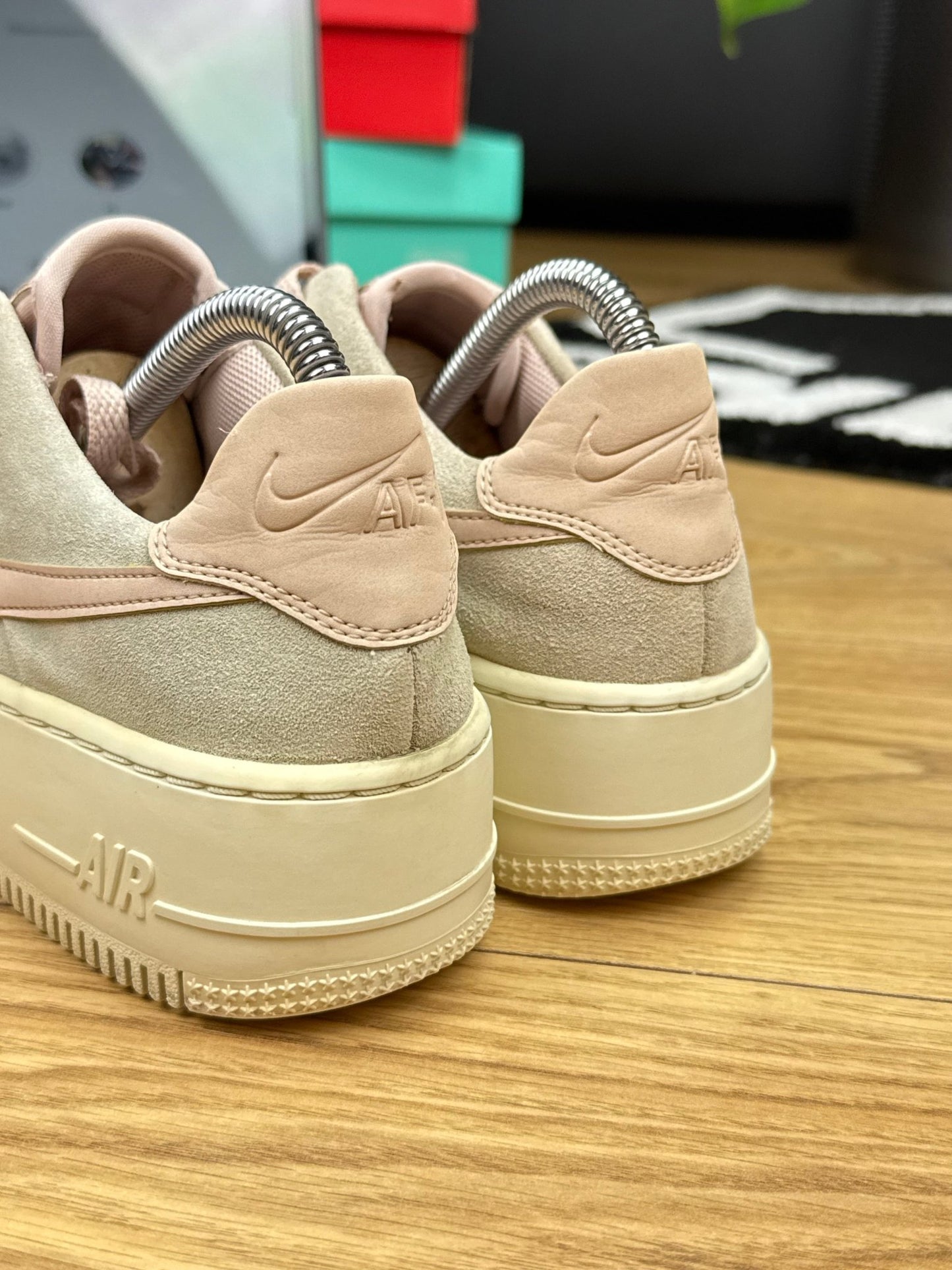 Nike Air Force 1 Sage (38.5)