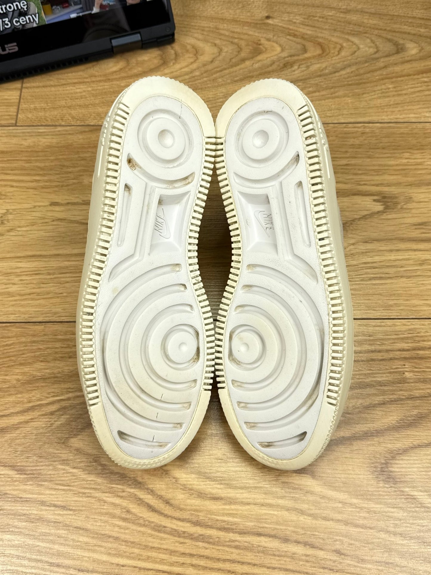 Nike Air Force 1 Sage (38.5)