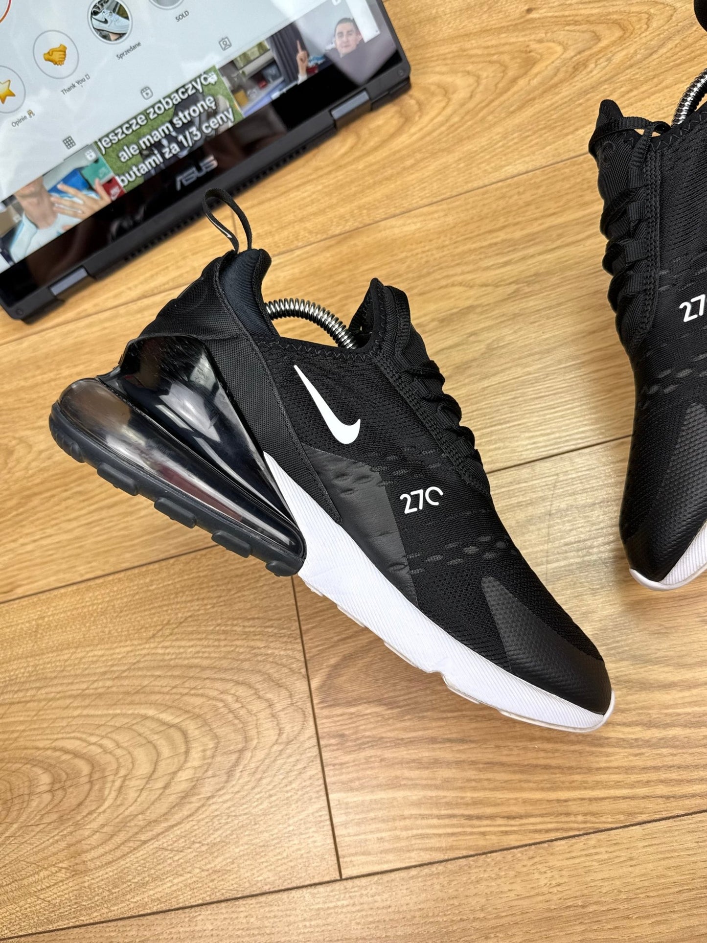 Nike Air Max 270 (42)