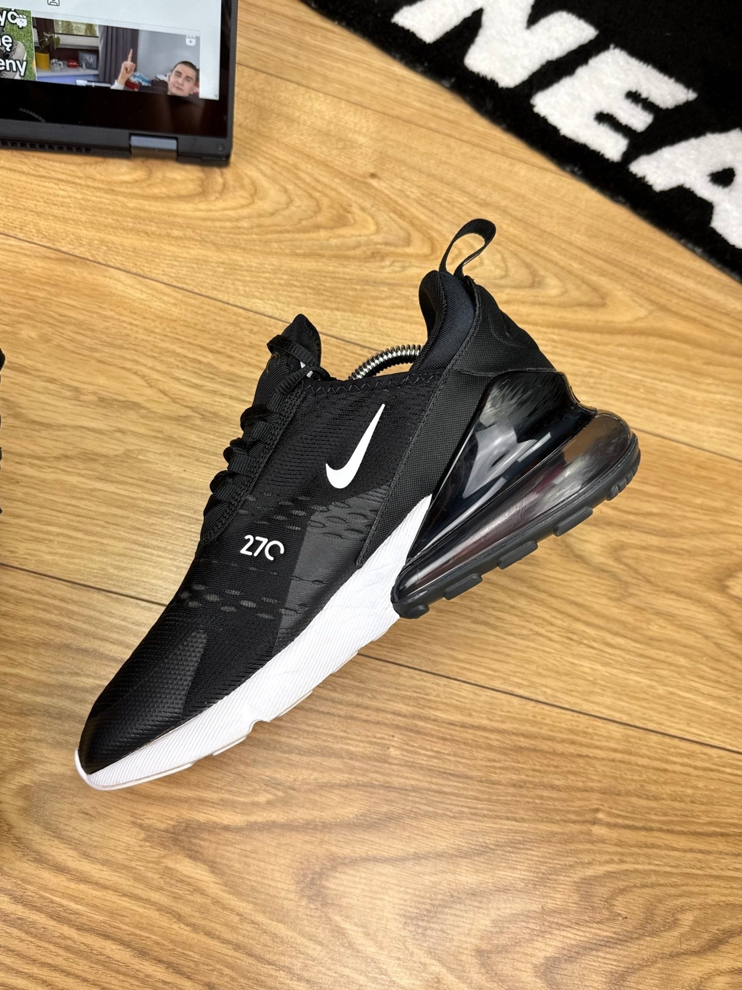 Nike Air Max 270 (42)