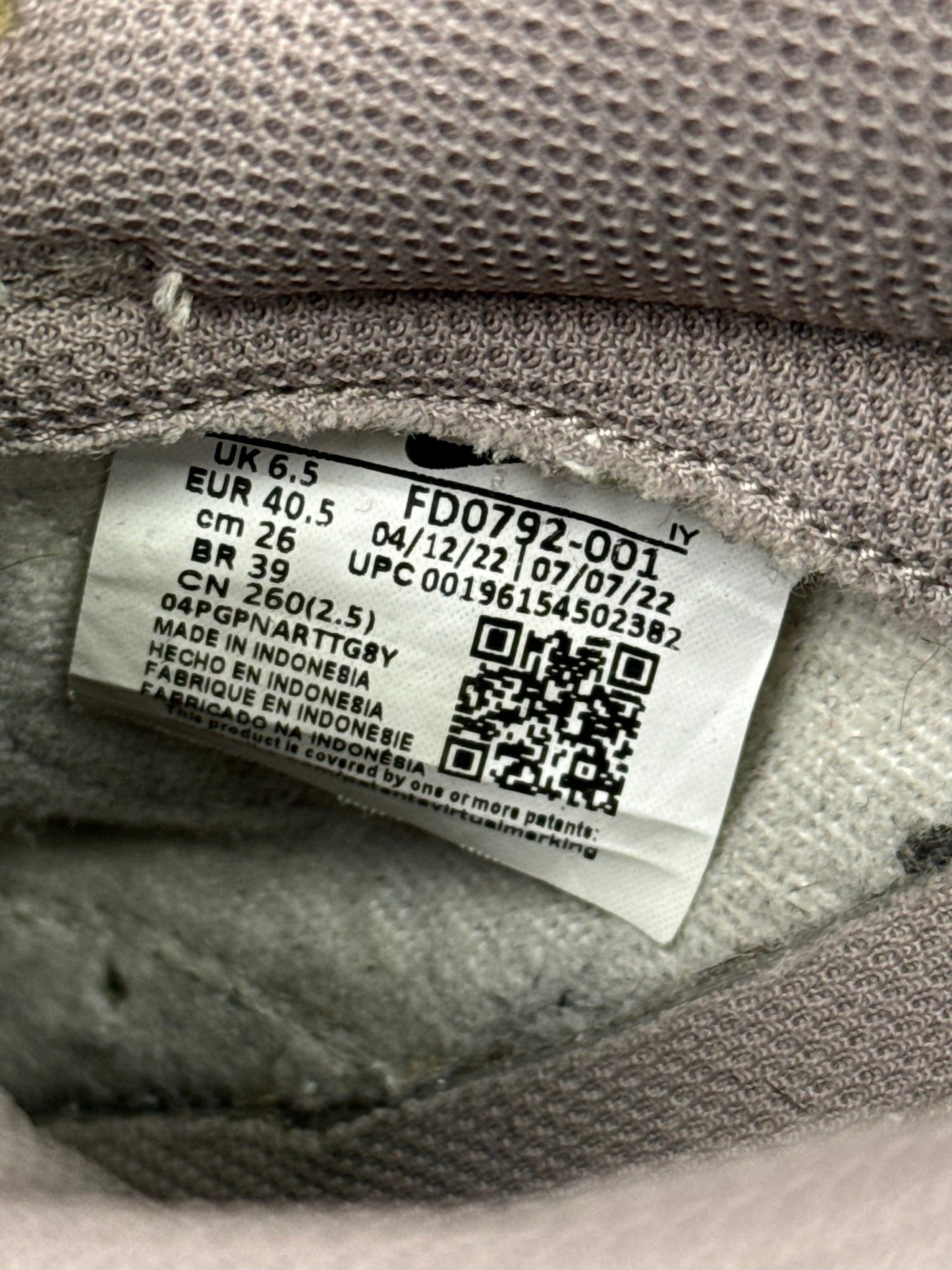 Nike Dunk Low (40.5)