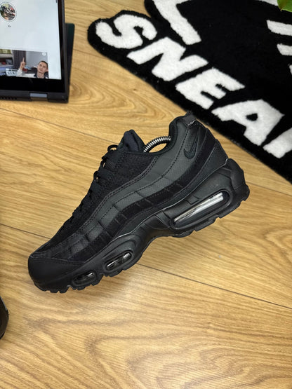 Nike Air Max 95 (42)