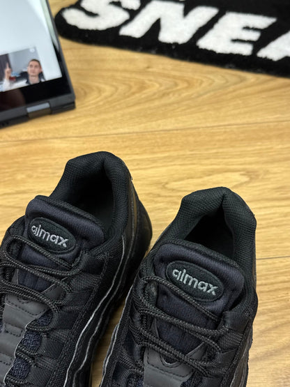 Nike Air Max 95 (42)