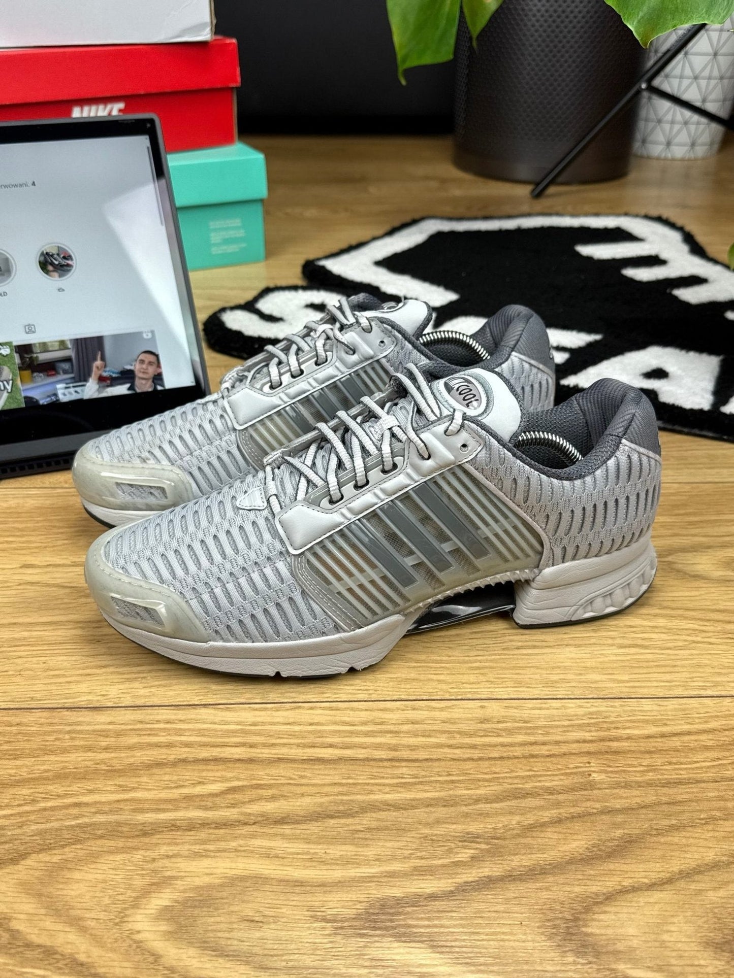 Adidas Climacool 1 “Grey Two / Grey Three / Grey Five” Grey Two — buty sportowe męskie w bardzo dobrym stanie rozmiar 44, widok z góry
