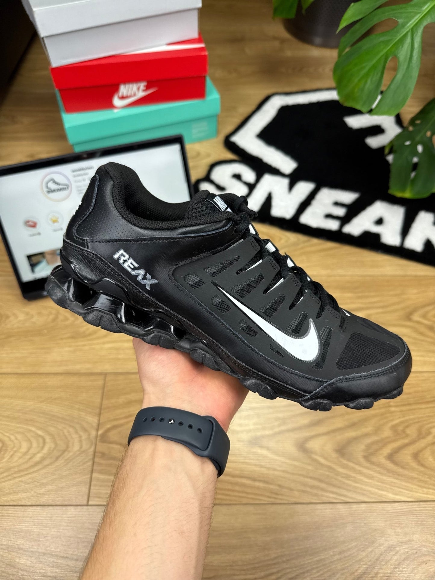 Nike Reax 8 Tr (44)