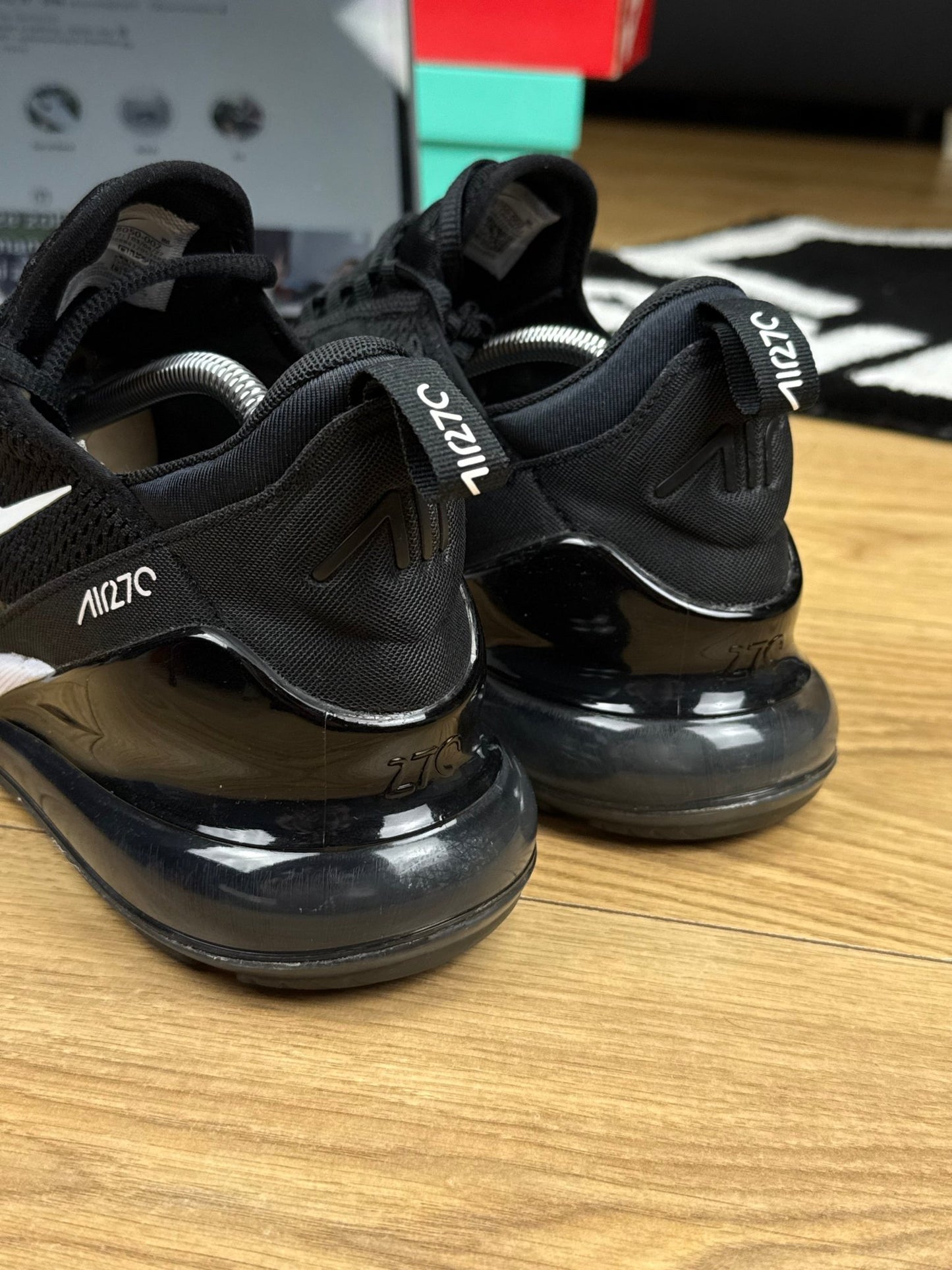 Nike Air Max 270 (42.5)