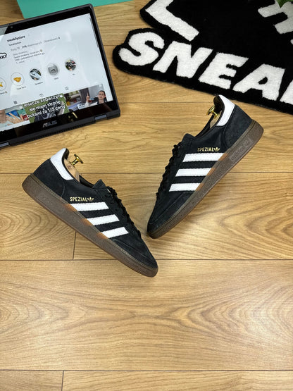 Adidas Spezial (42 2/3)