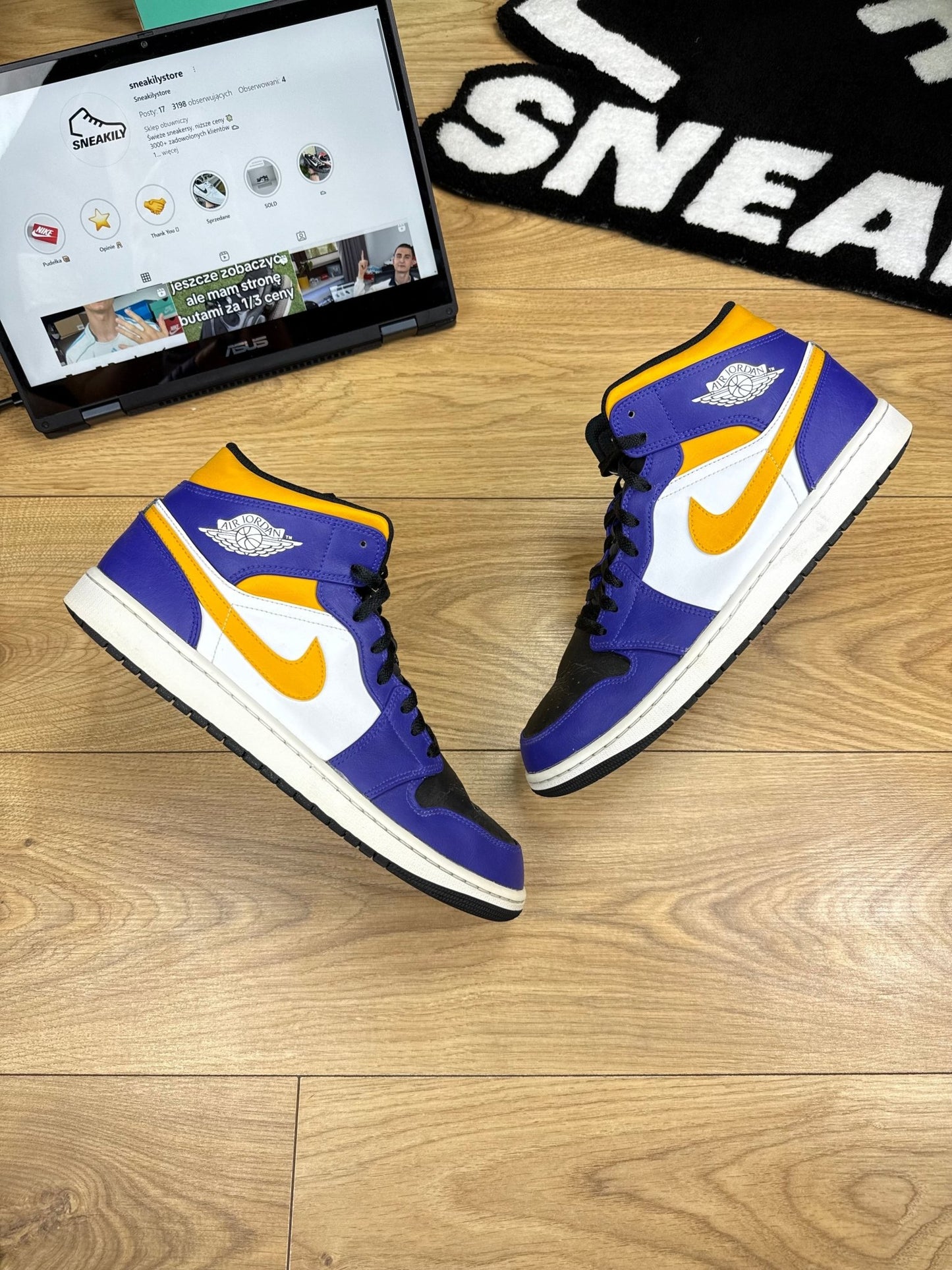 Nike Air Jordan 1 Mid (45.5)