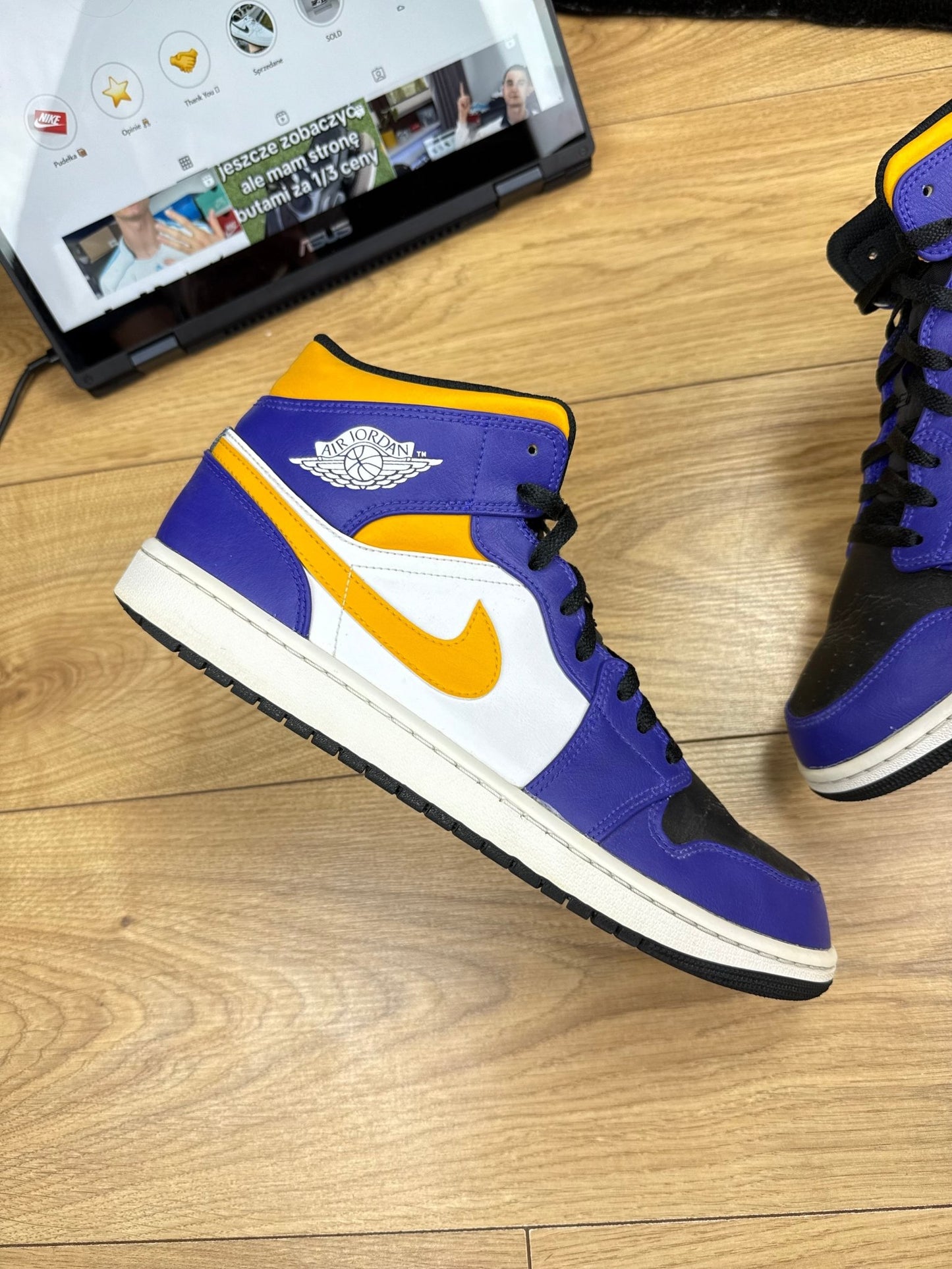 Nike Air Jordan 1 Mid (45.5)