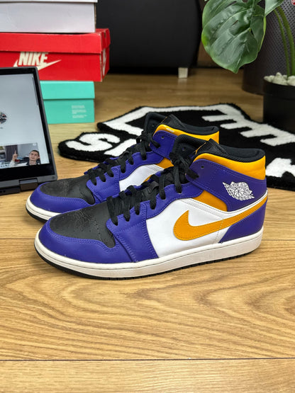 Nike Air Jordan 1 Mid (45.5)