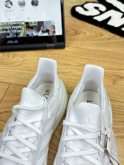 Adidas Ultraboost 5 (44.5)