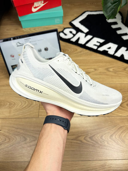 Nike Vomero 18 (47)