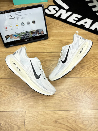 Nike Vomero 18 (47)