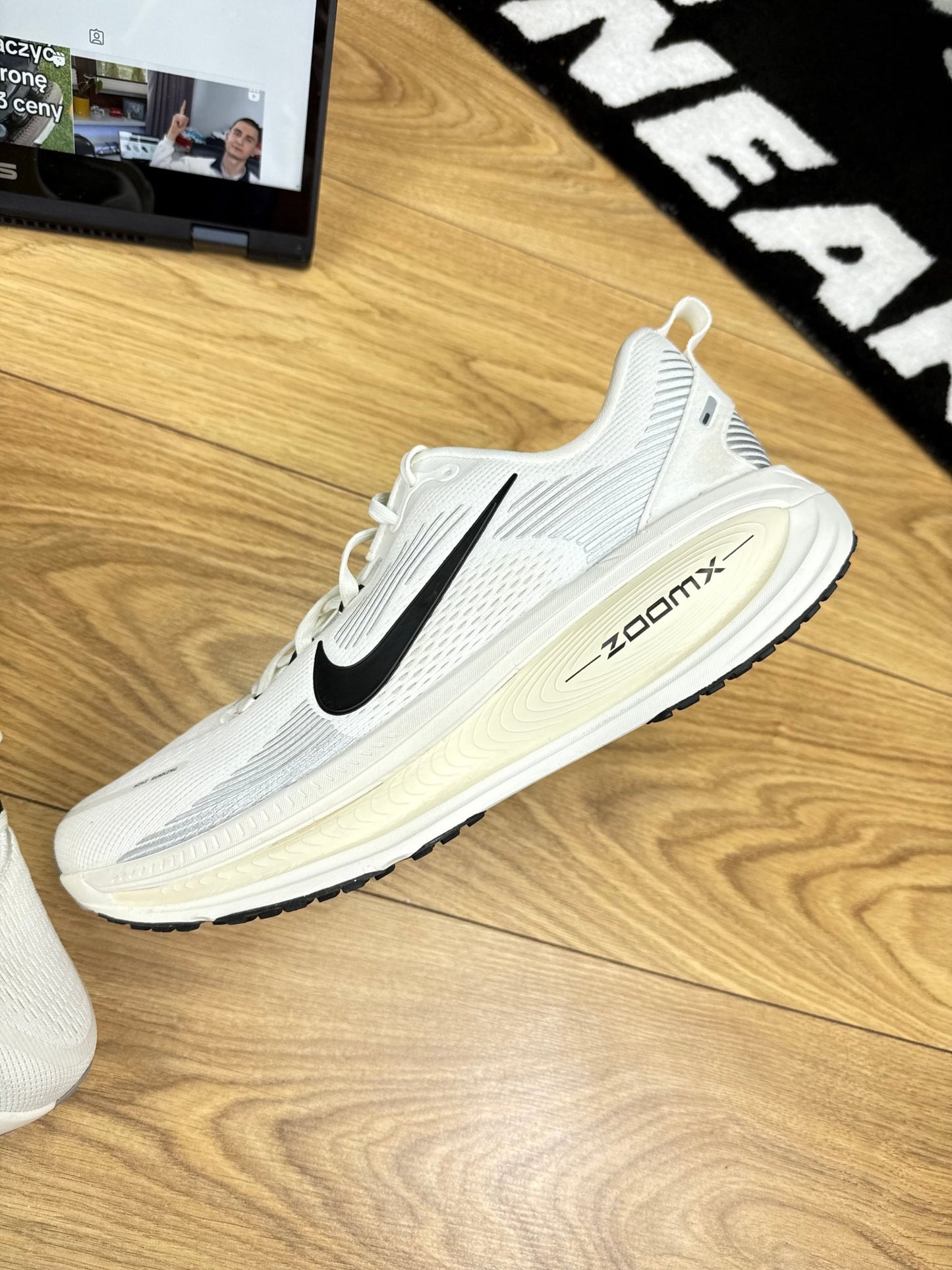 Nike Vomero 18 (47)