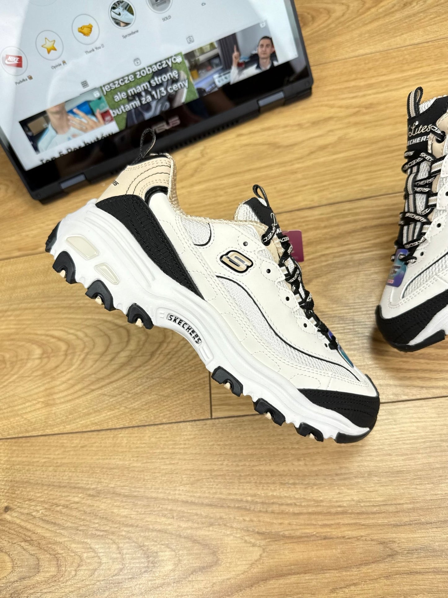 Skechers Dlites (36)
