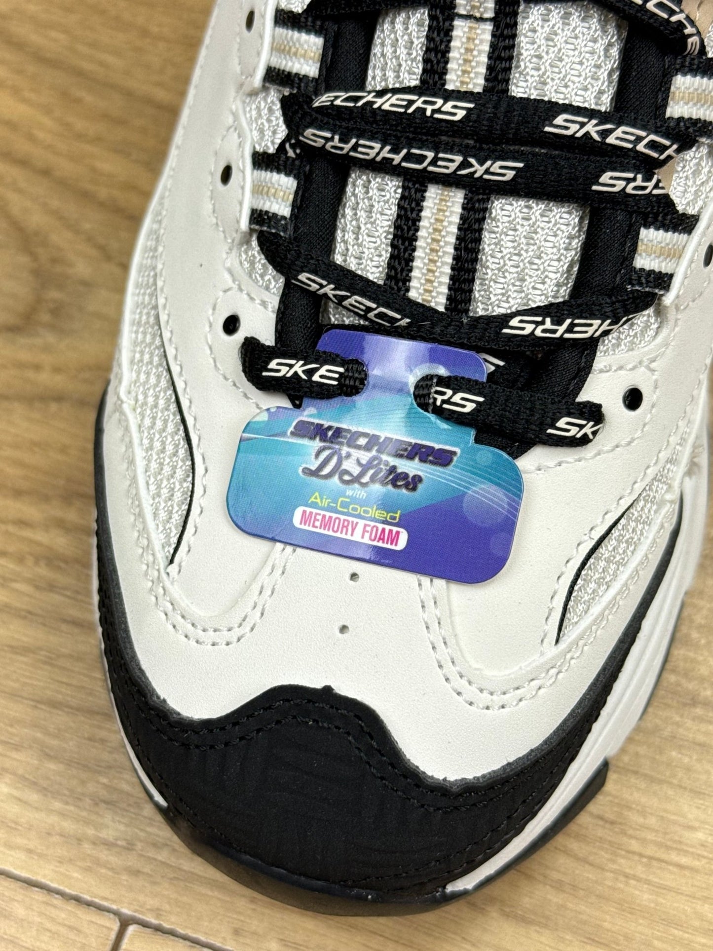 Skechers Dlites (36)