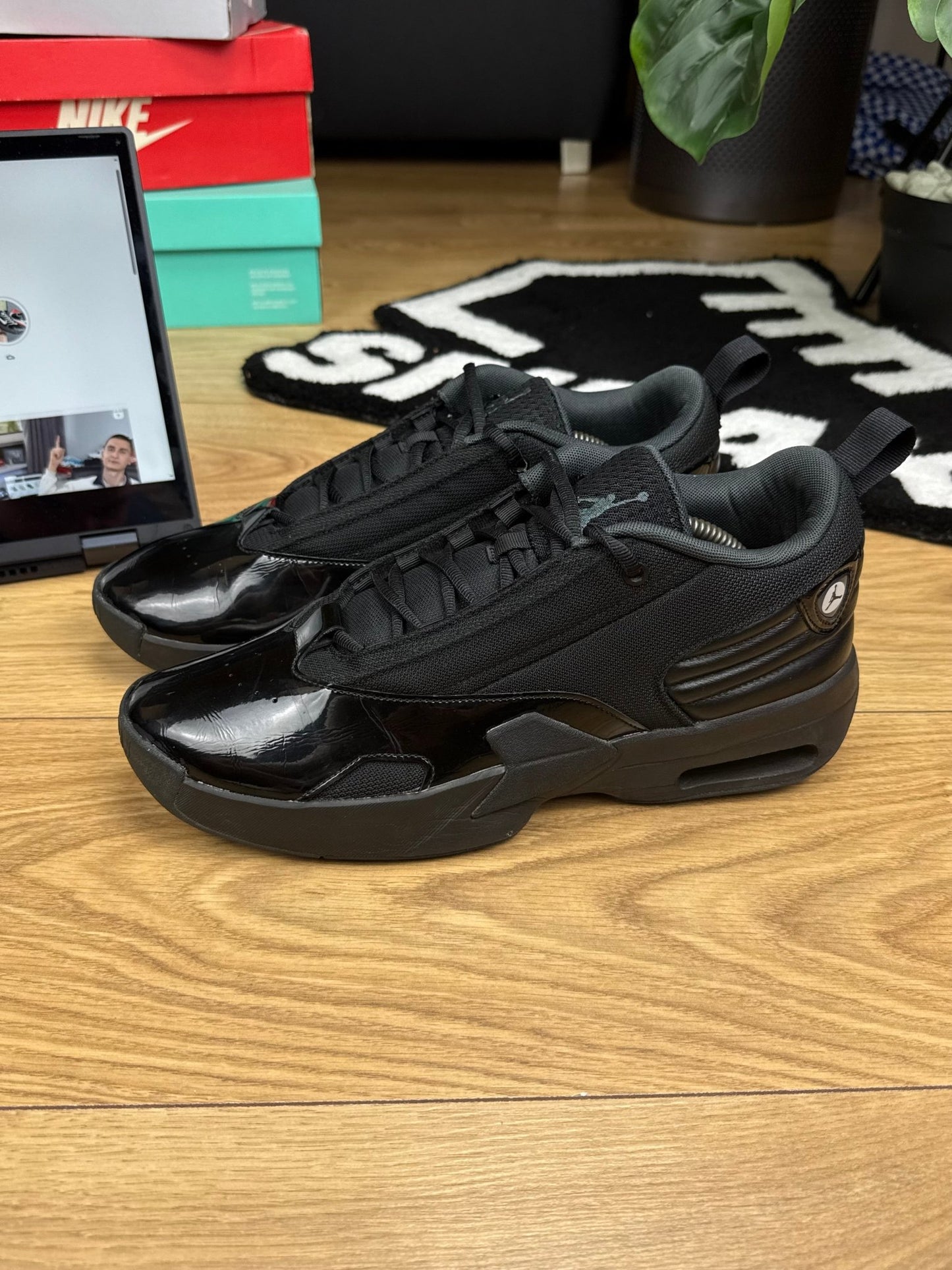 Nike Air Jordan Max Aura 6 (45)