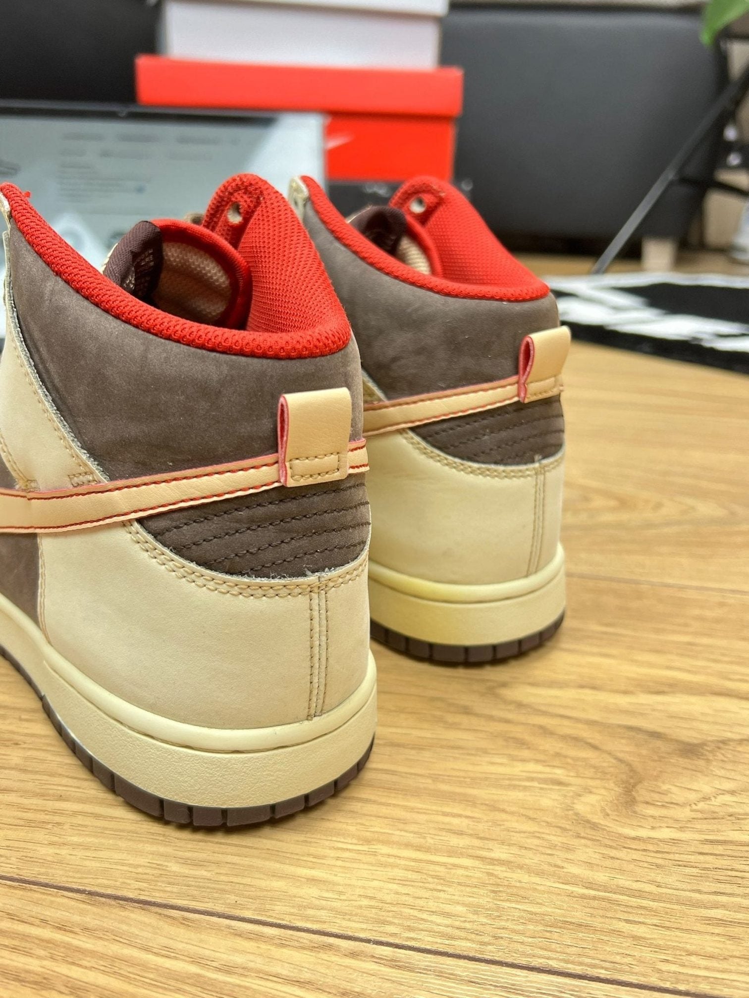 Nike Dunk High Retro SE Baroque Brown — buty sportowe męskie w dobrym stanie rozmiar 43, podeszwa