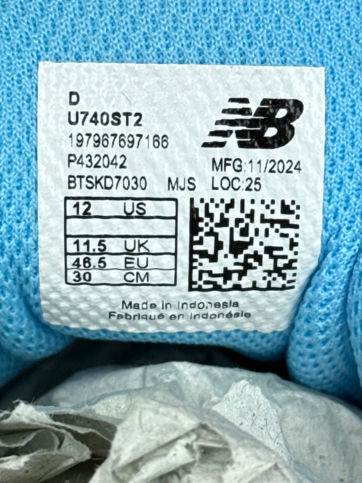 New Balance 740 (46.5)