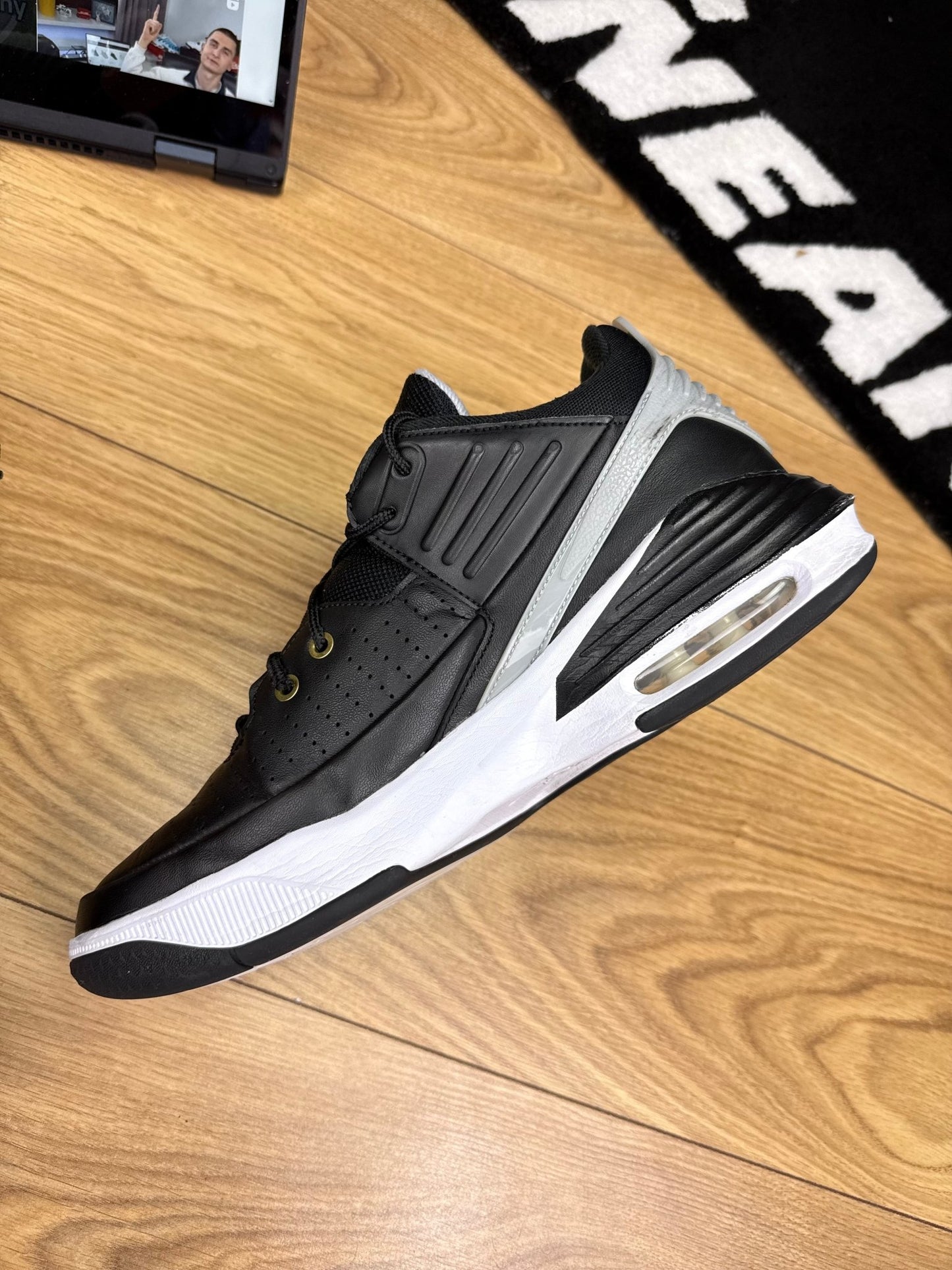 Nike Air Jordan Max Aura 5 (45)