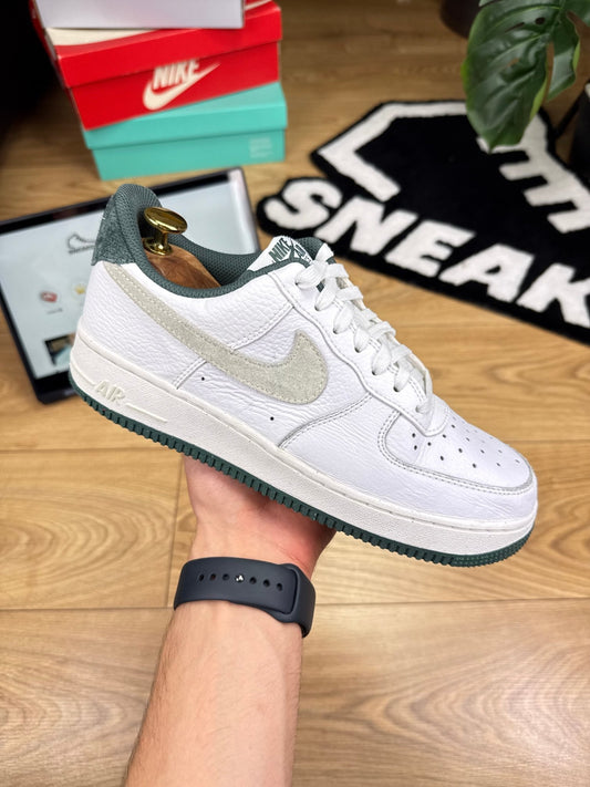 Nike Air Force 1 Low (40)