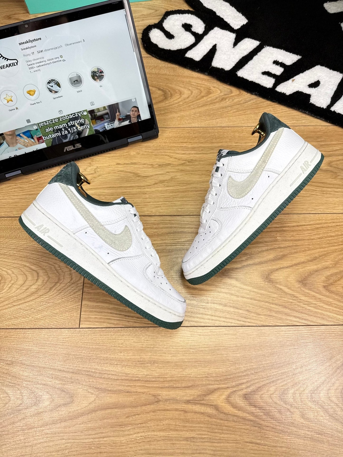 Nike Air Force 1 Low (40)