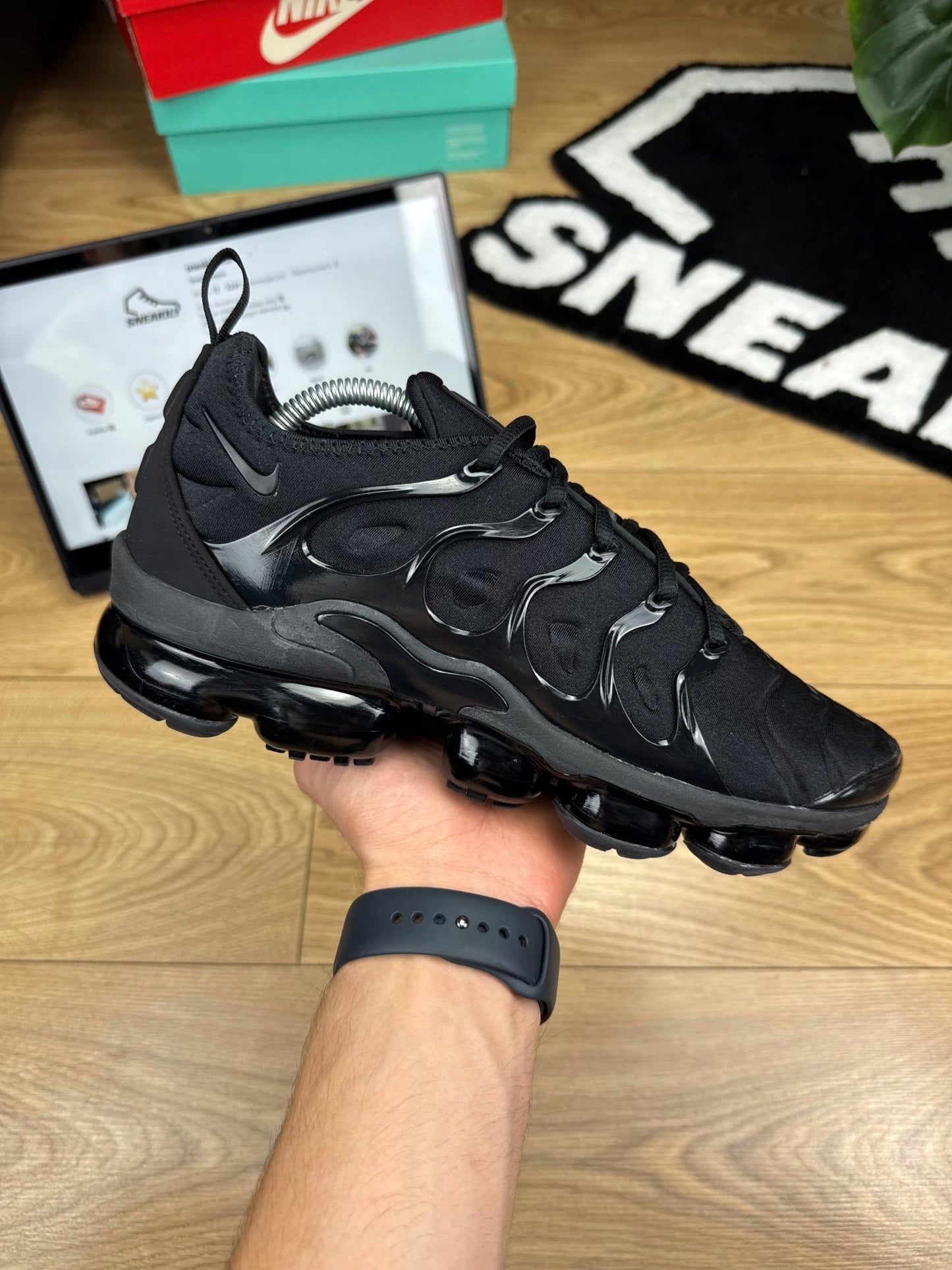 Nike Air Vapormax Plus (43)