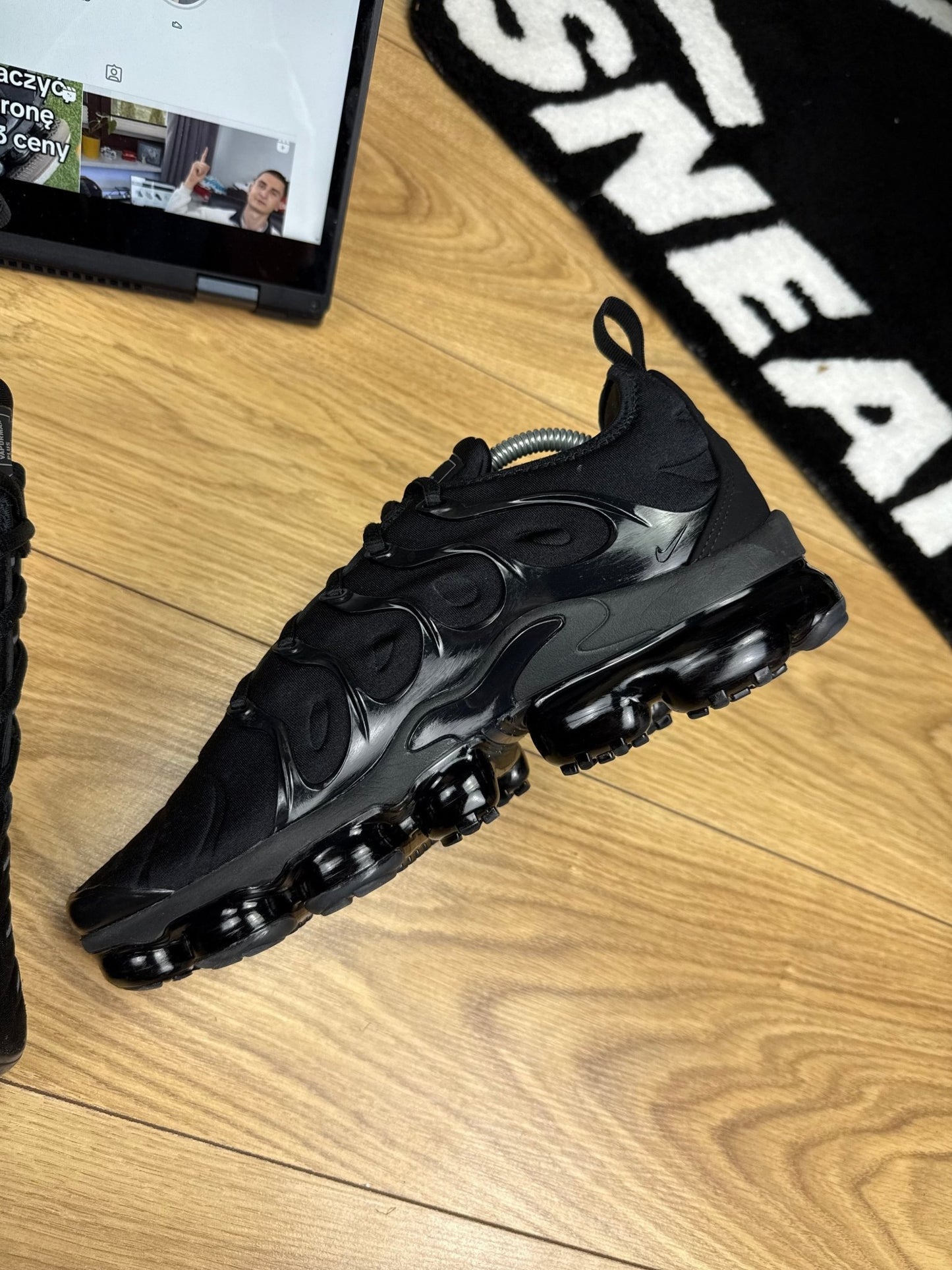 Nike Air Vapormax Plus (43)