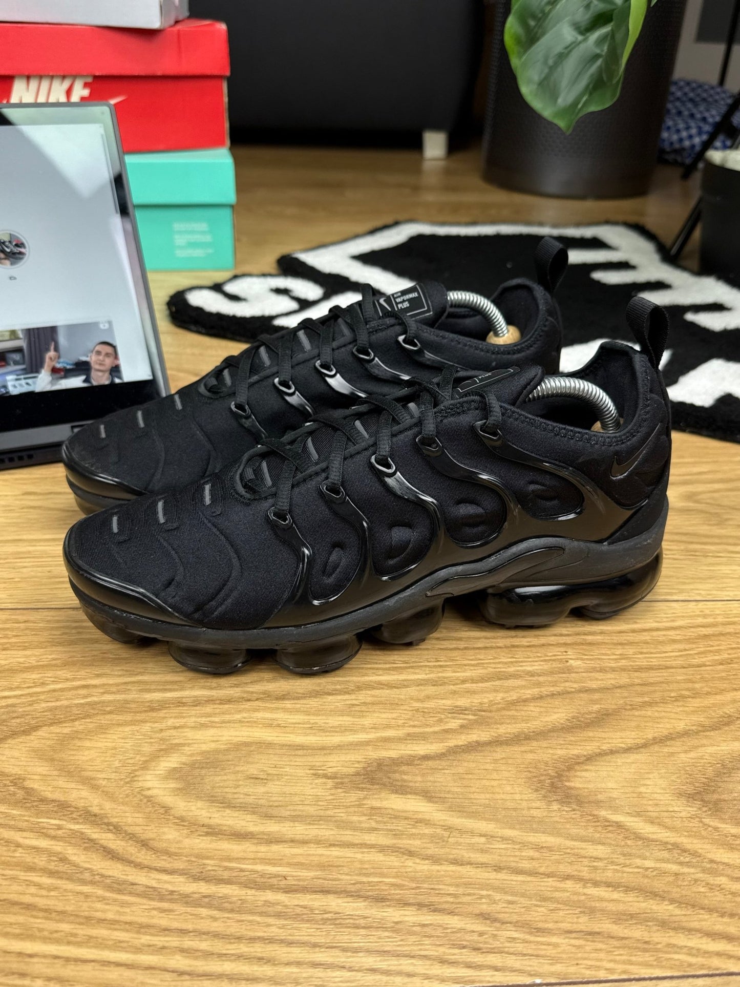 Nike Air Vapormax Plus (43)