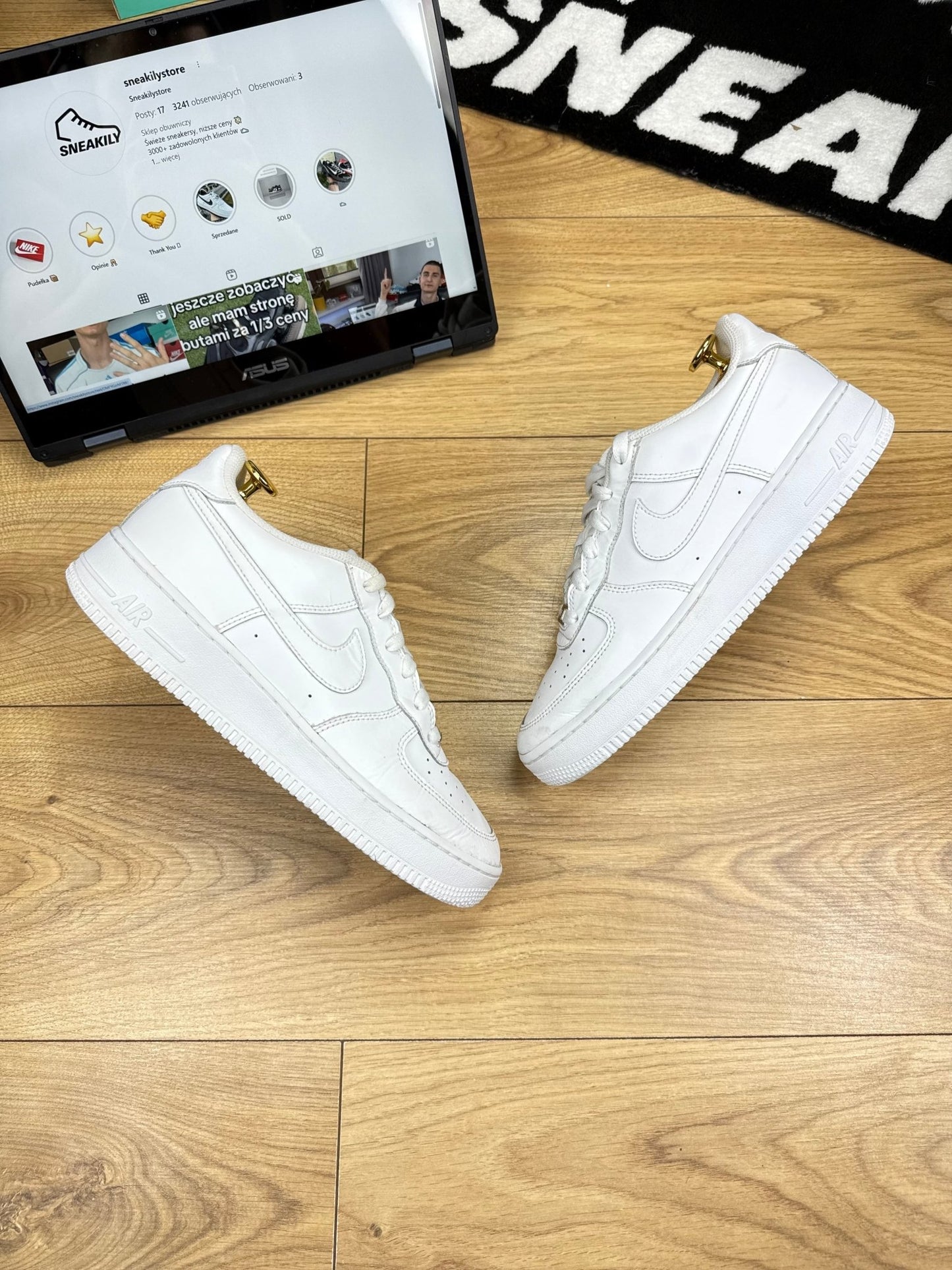 Nike Air Force 1 Low (40)