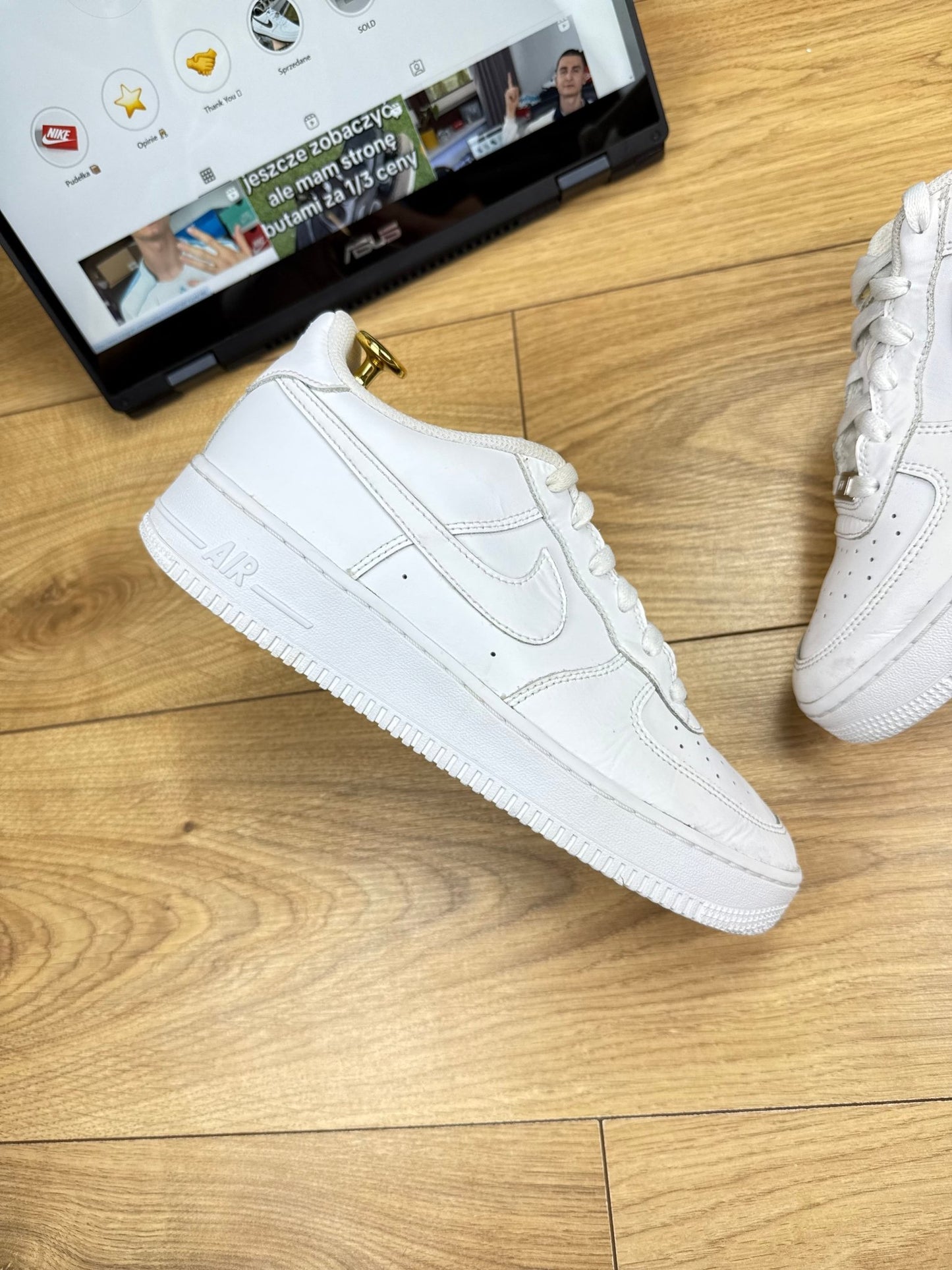 Nike Air Force 1 Low (40)