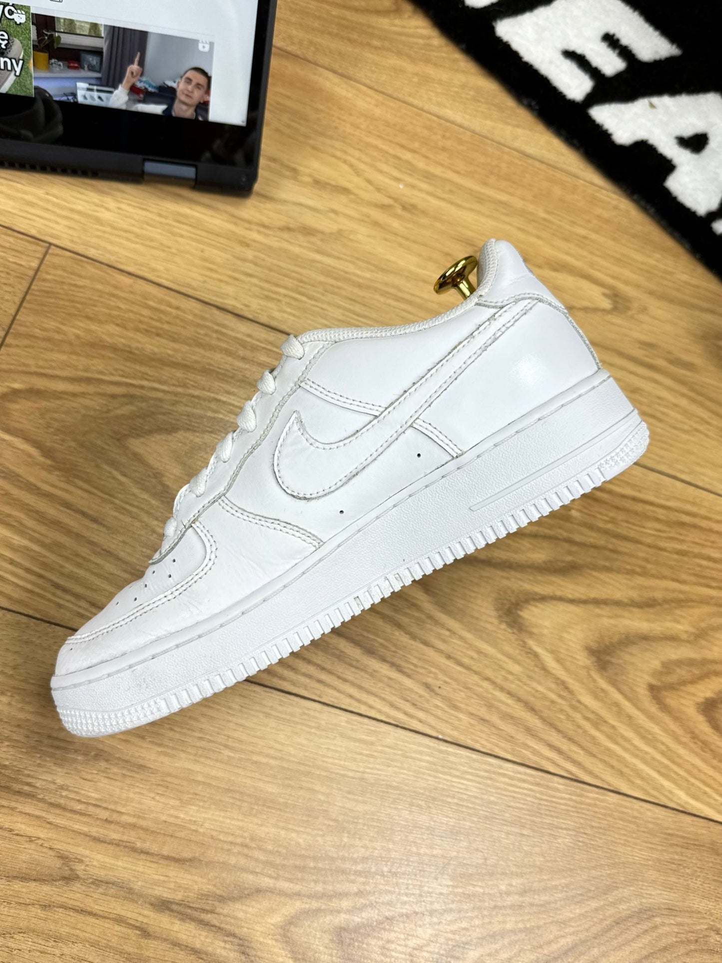 Nike Air Force 1 Low (40)