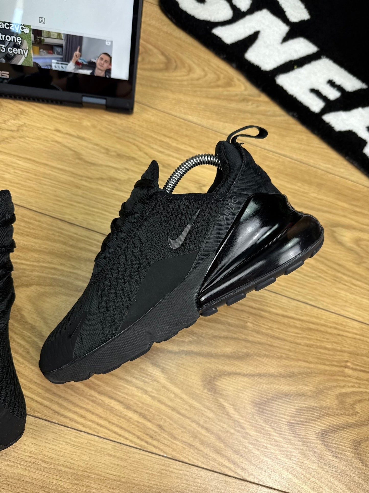 Nike Air Max 270 (38.5)