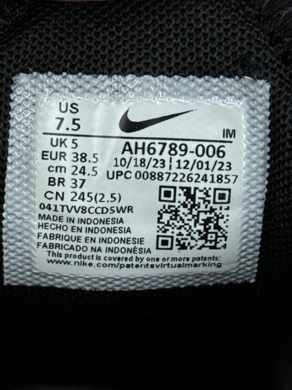 Nike Air Max 270 (38.5)