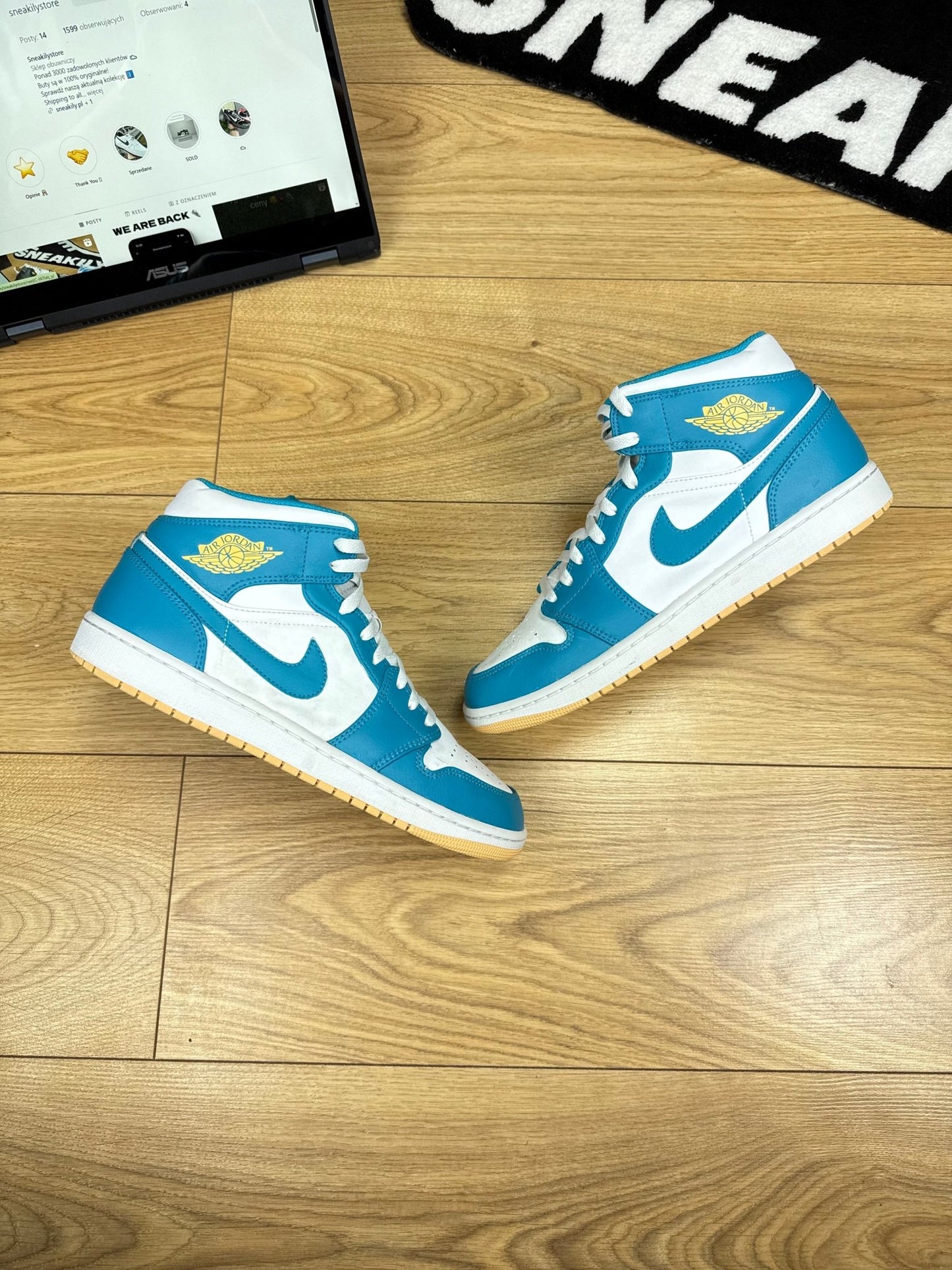 Nike Air Jordan 1 Mid (44)