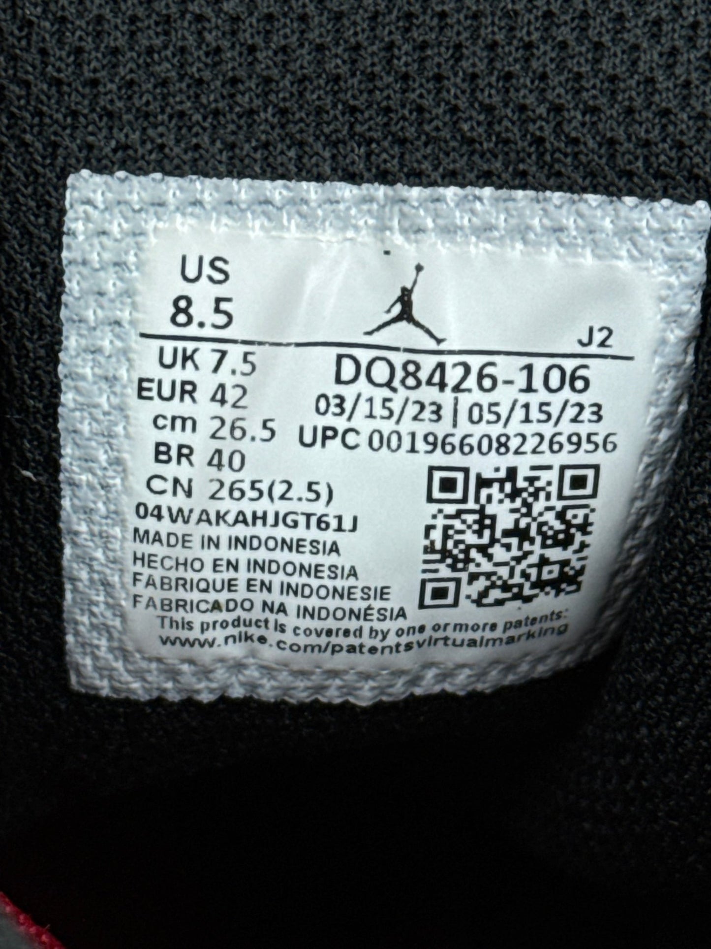 Nike Air Jordan 1 Mid (42)