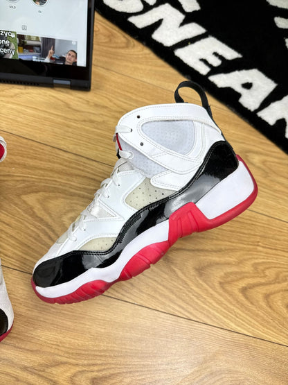 Nike Air Jordan Jumpman Two Trey (42.5)
