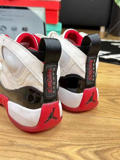 Nike Air Jordan Jumpman Two Trey (42.5)