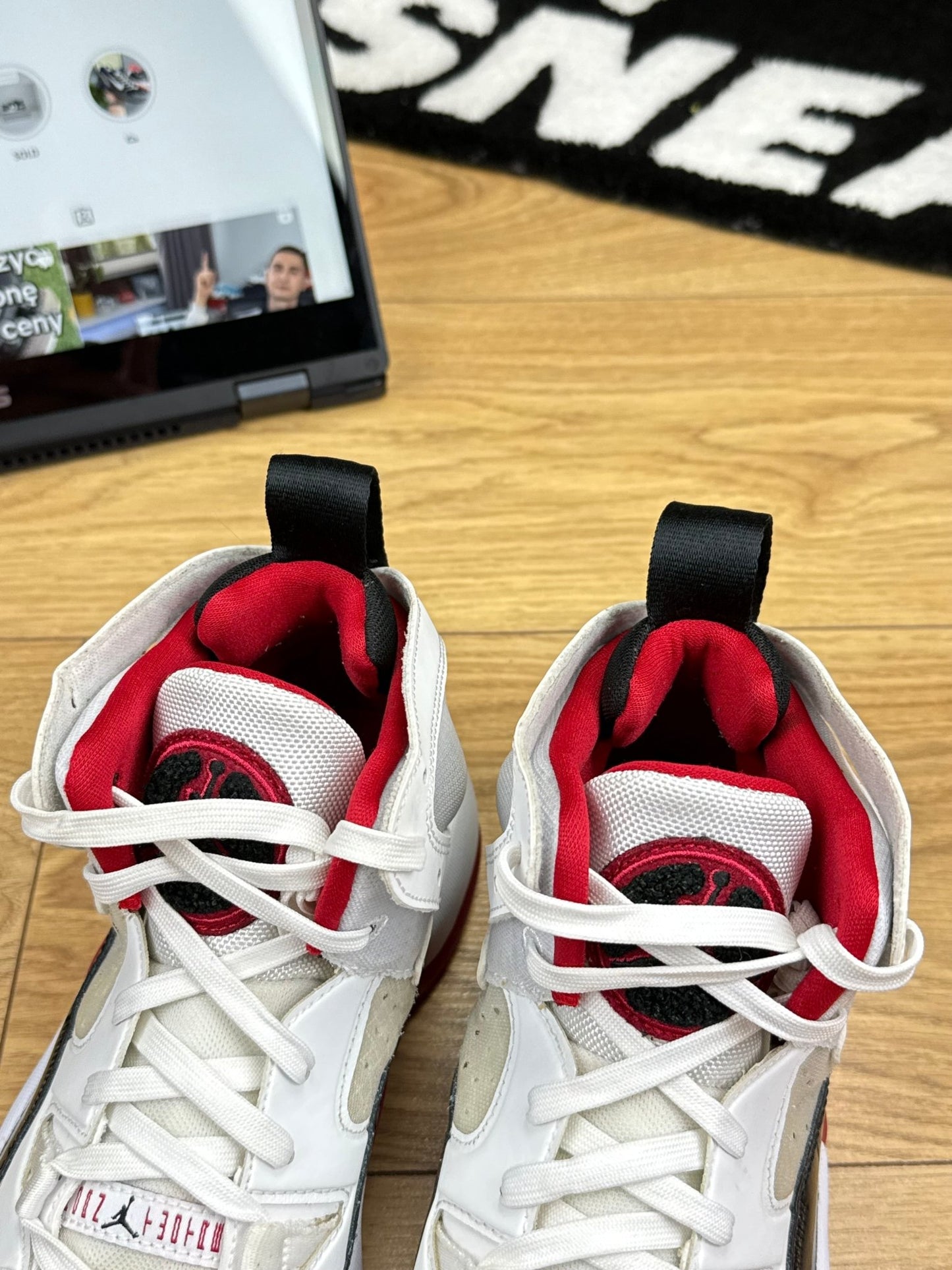 Nike Air Jordan Jumpman Two Trey (42.5)