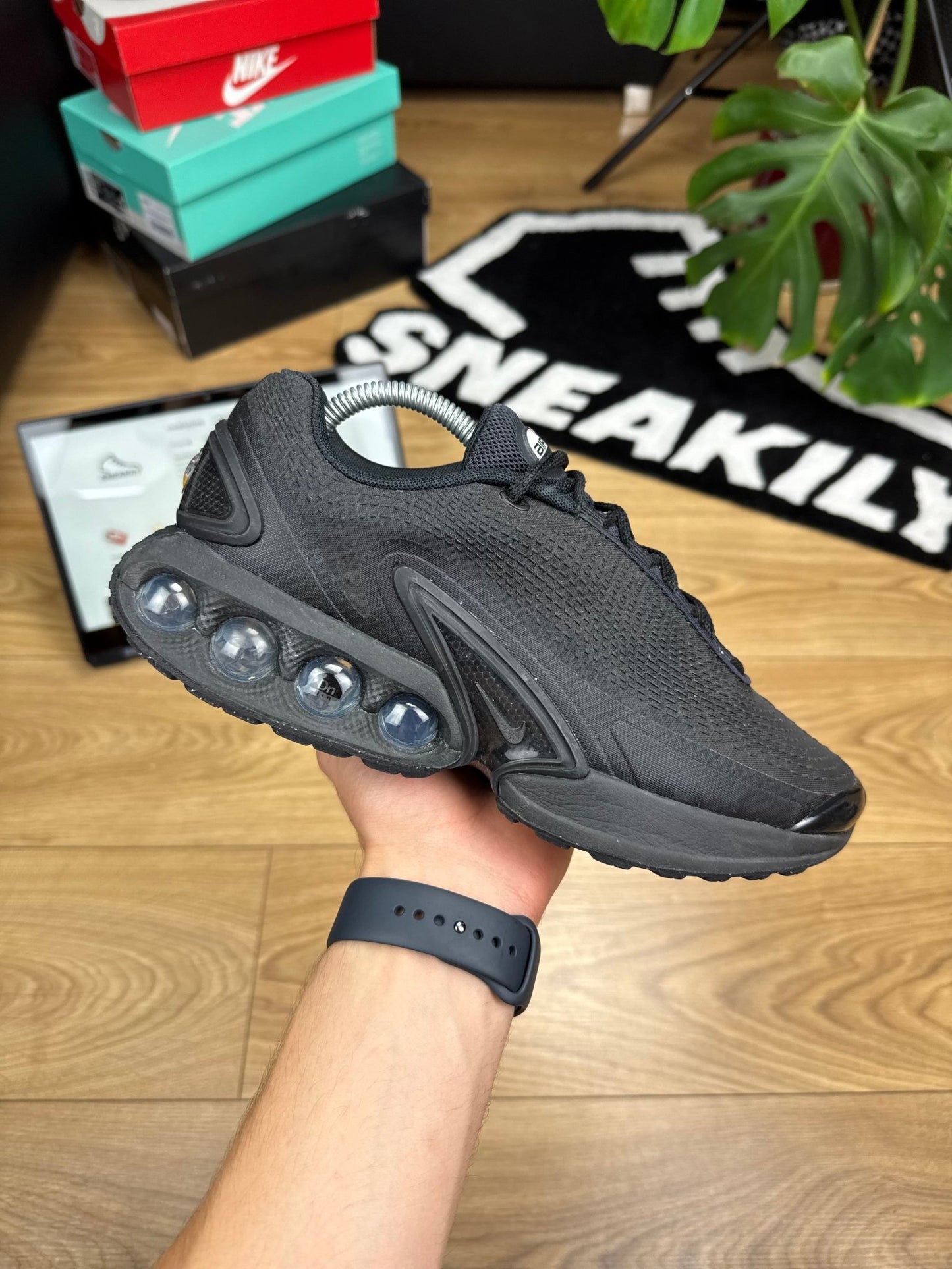 Nike Air Max DN (41)