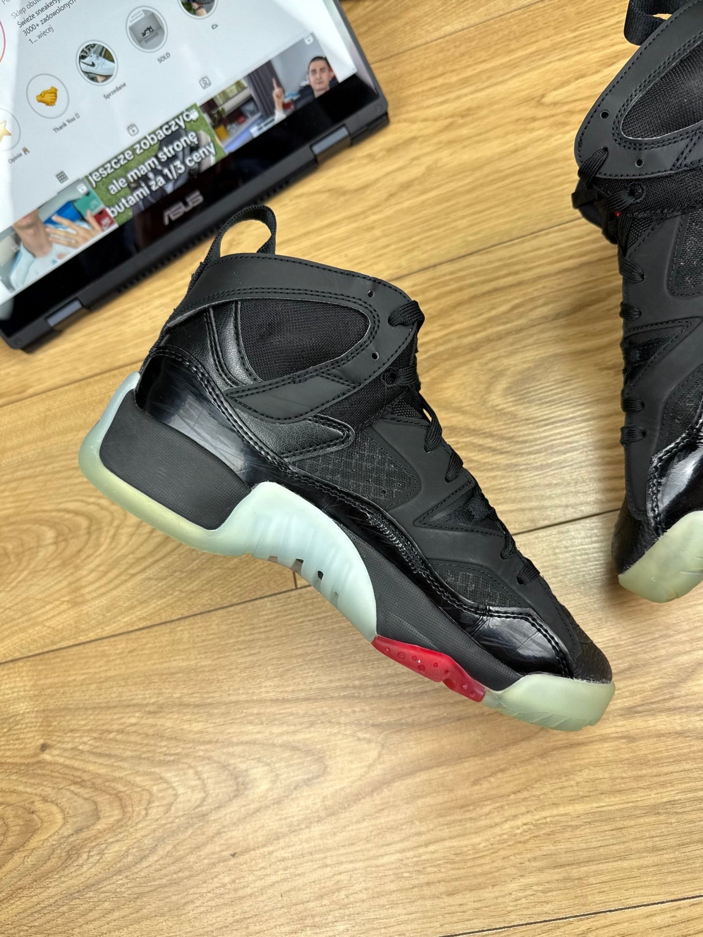 Nike Air Jordan Jumpman Two Trey (40)