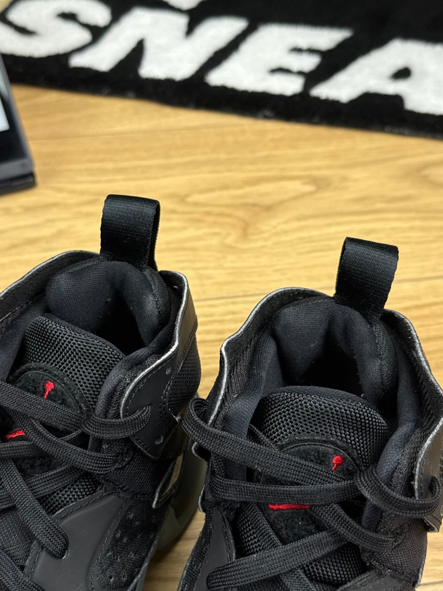 Nike Air Jordan Jumpman Two Trey (40)