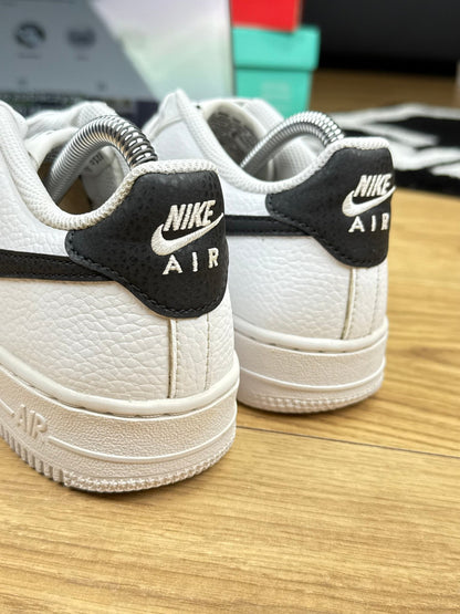 Nike Air Force 1 Low (37.5)