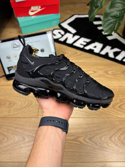 Nike Air Vapormax Plus (41)