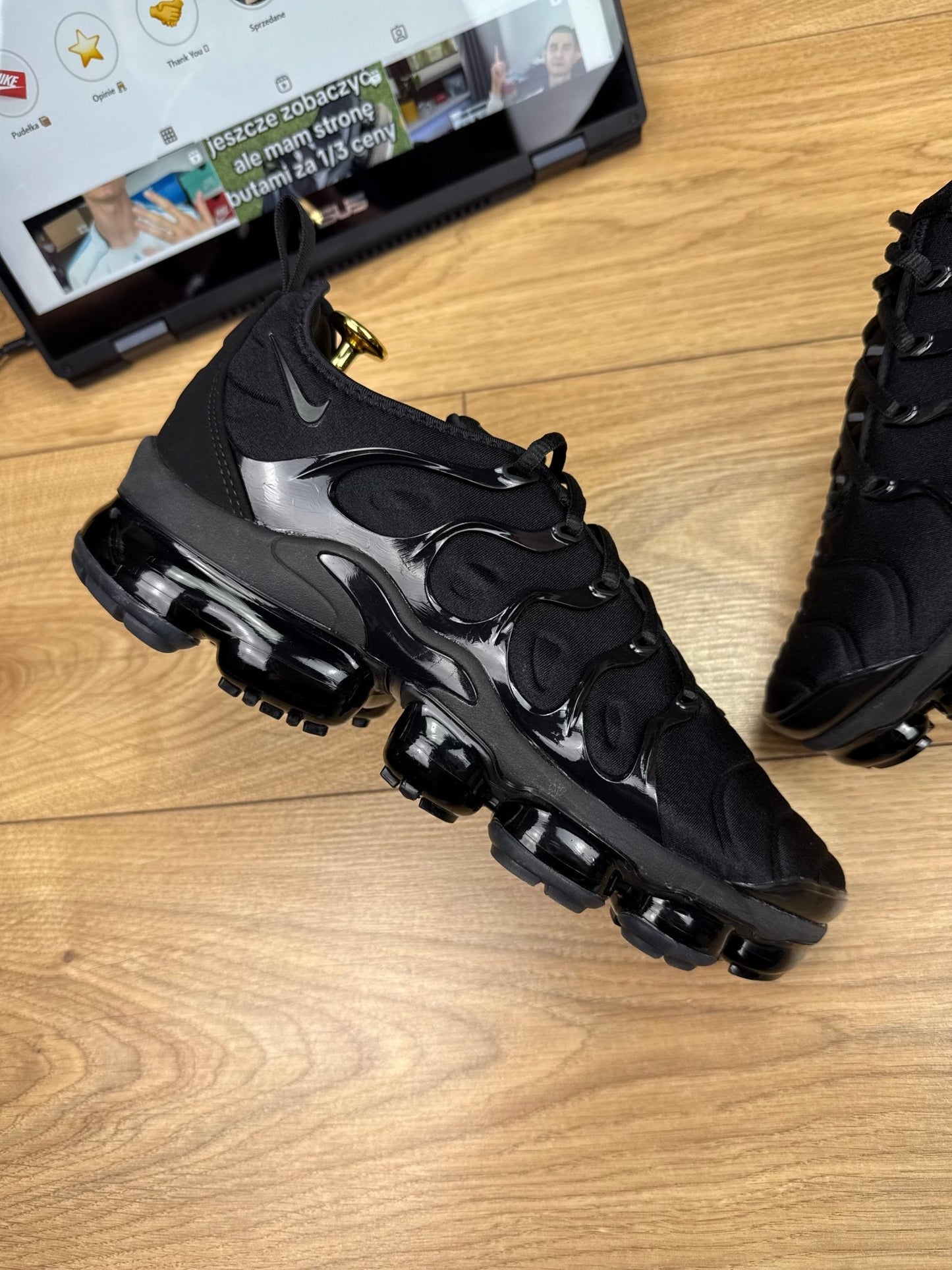 Nike Air Vapormax Plus (41)